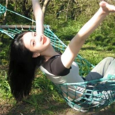 绿茵场外